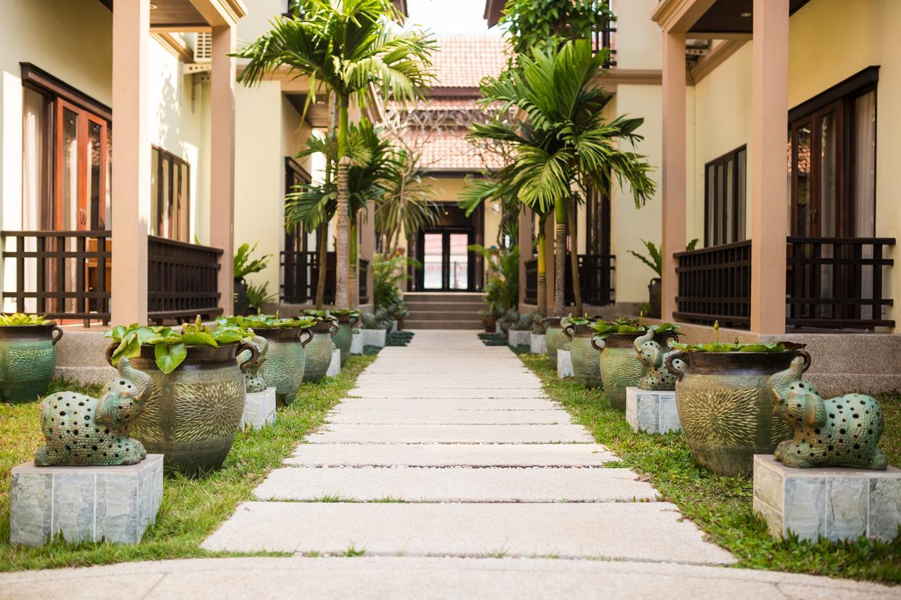 Ang Thong Hotel Luang Prabang Exterior photo