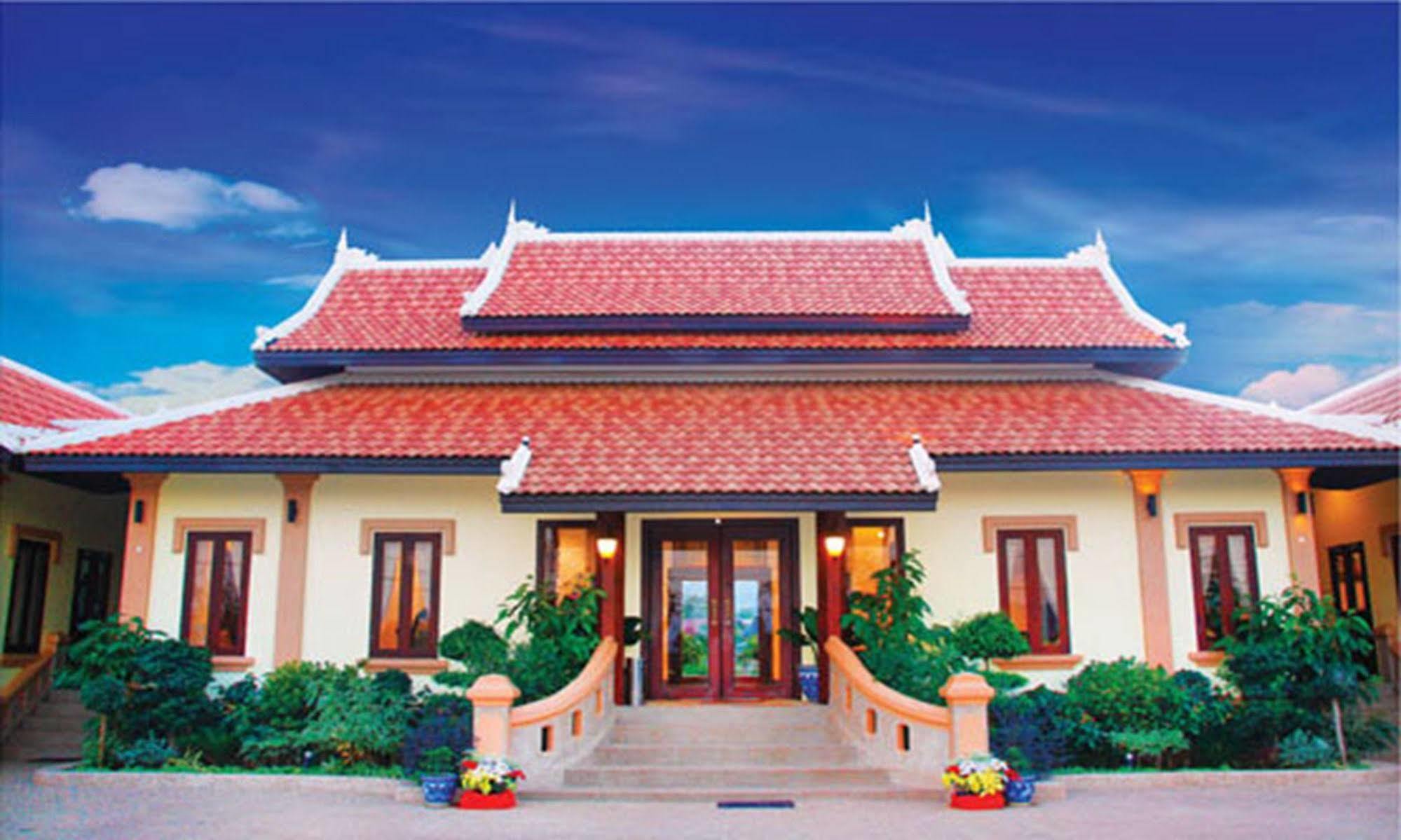 Ang Thong Hotel Luang Prabang Exterior photo